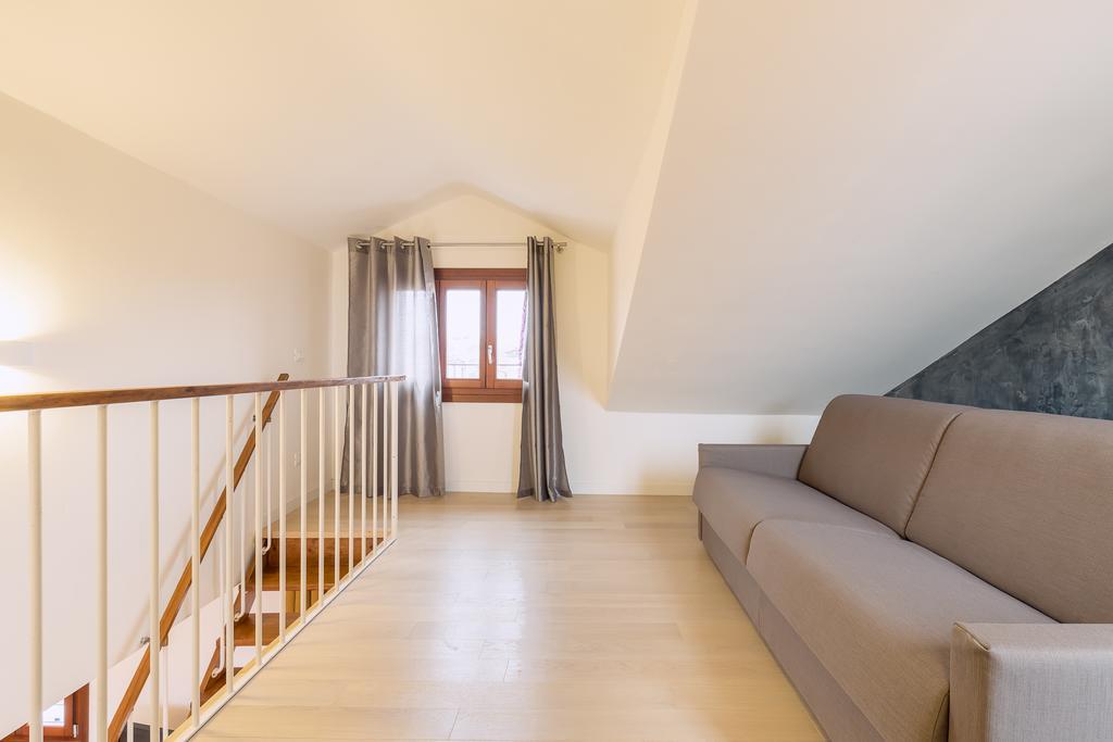 Charming Palace Corte Del Teatro Appartamento *