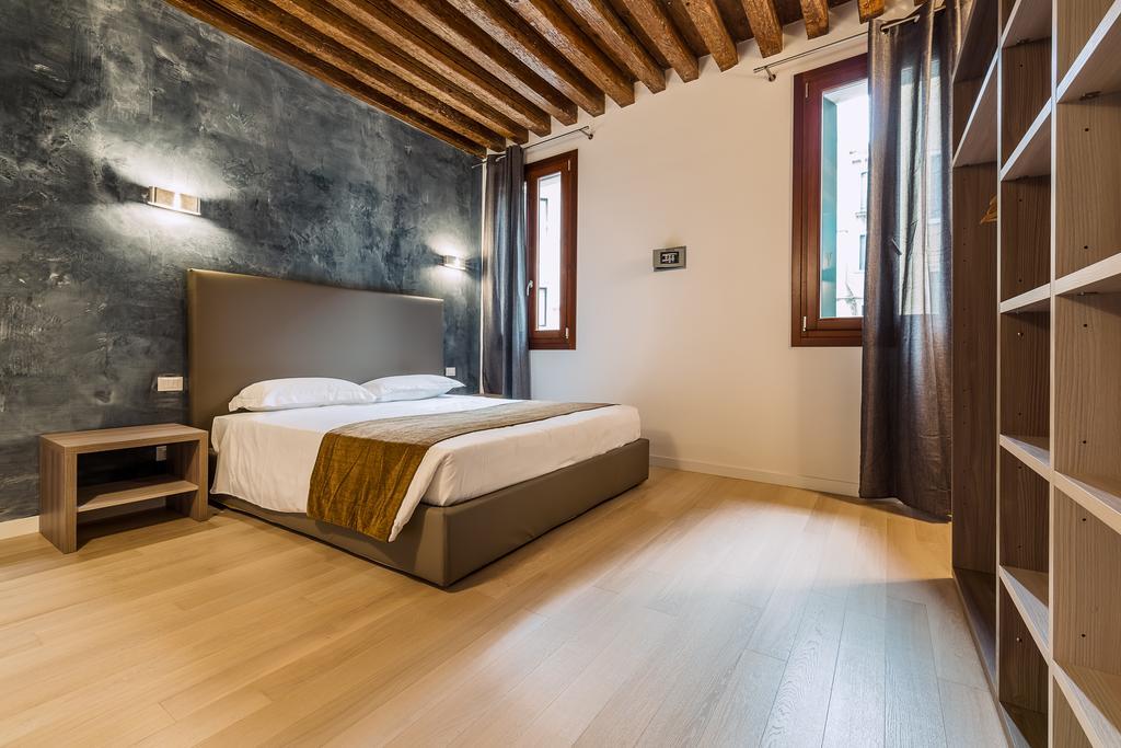 Apartamento Charming Palace Corte Del Teatro *